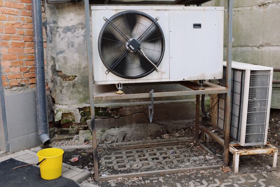 Industrial HVAC system installed on a commercial building rooftop, representing the type of equipment requiring R-410A refrigerant replacement under EPA regulations